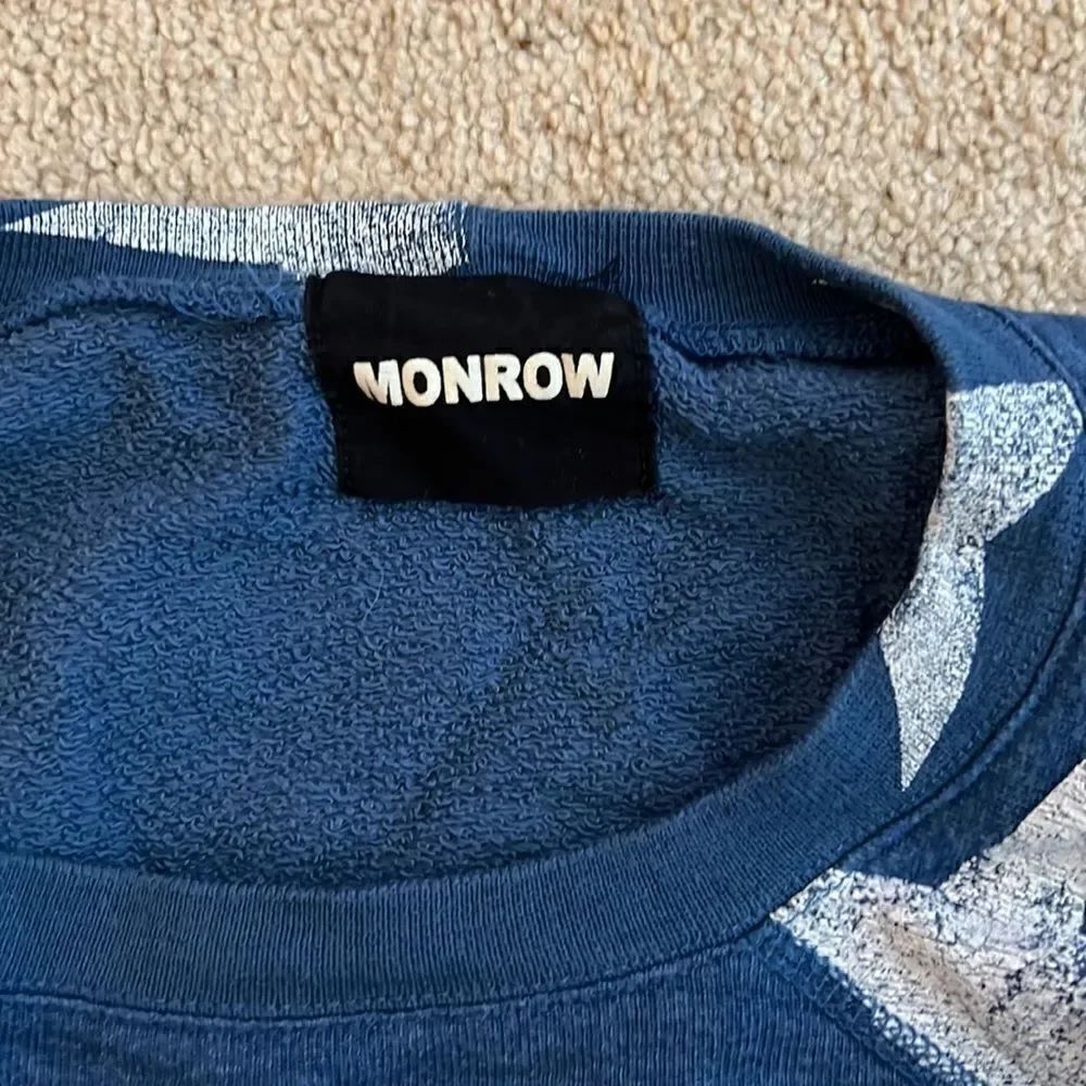 Monrow XS Star crop - Picture 2 of 4